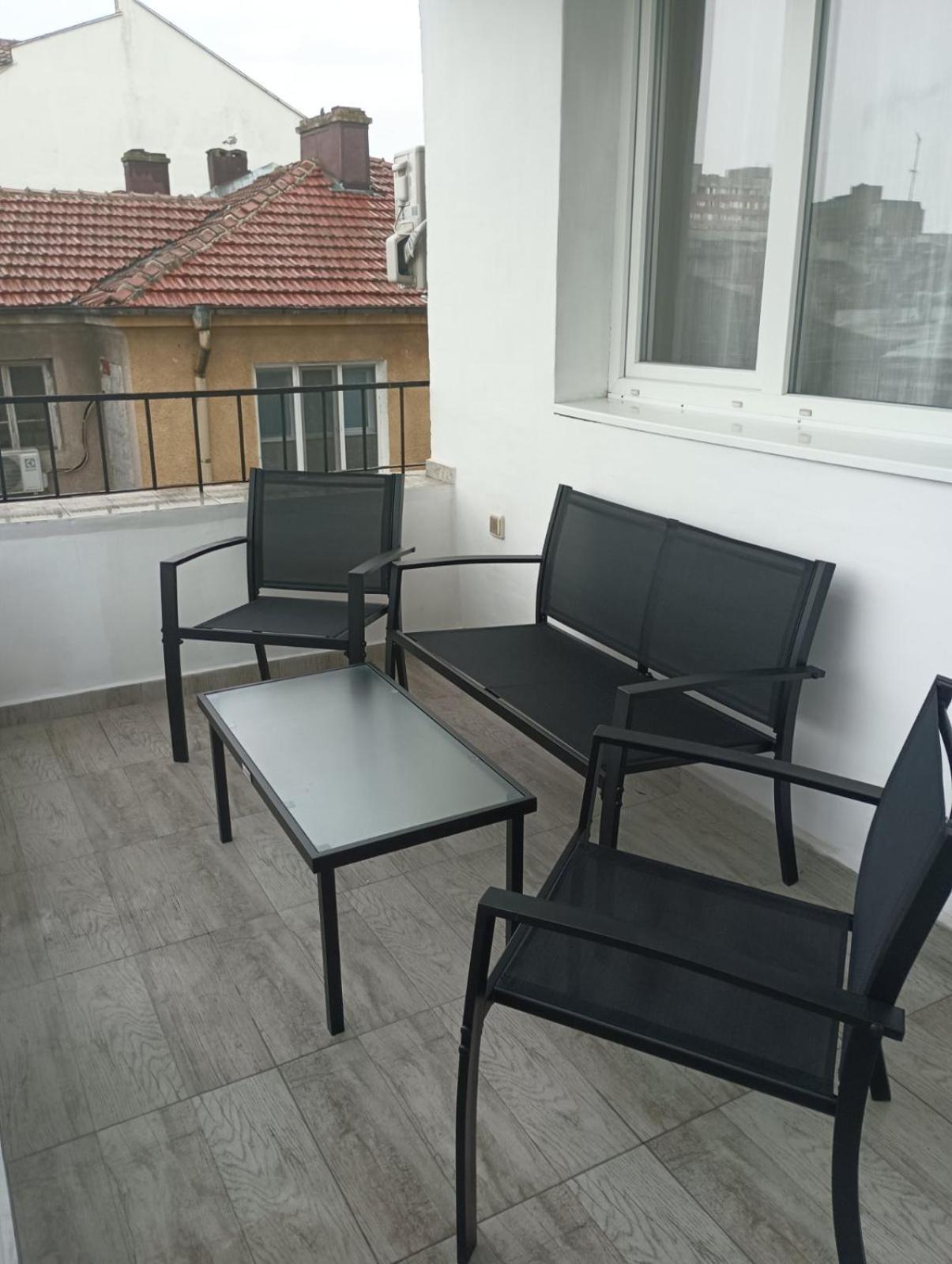 Yanakiev'S Central Apartment Burgas Exterior foto